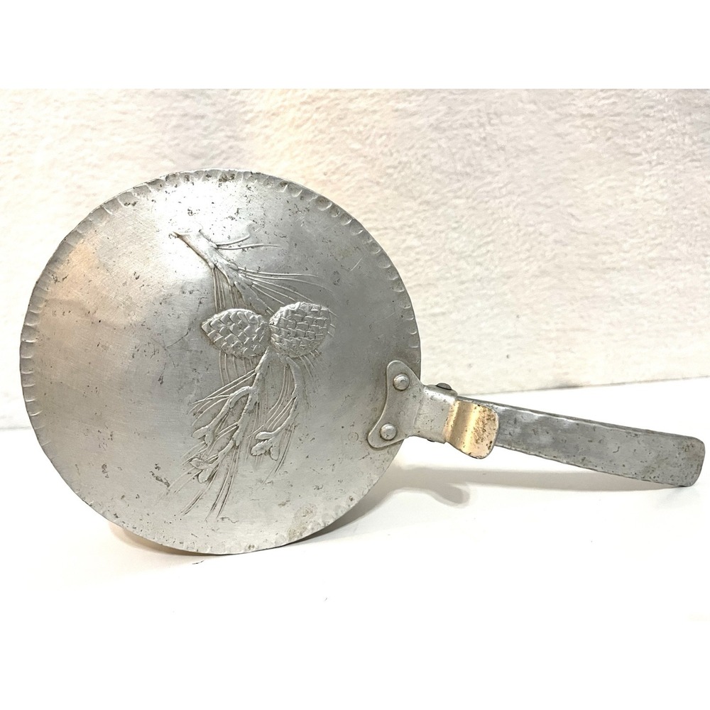 Vintage Hammered Aluminum Silent Butler Crumb Catcher Hand Forged Everlast Metal